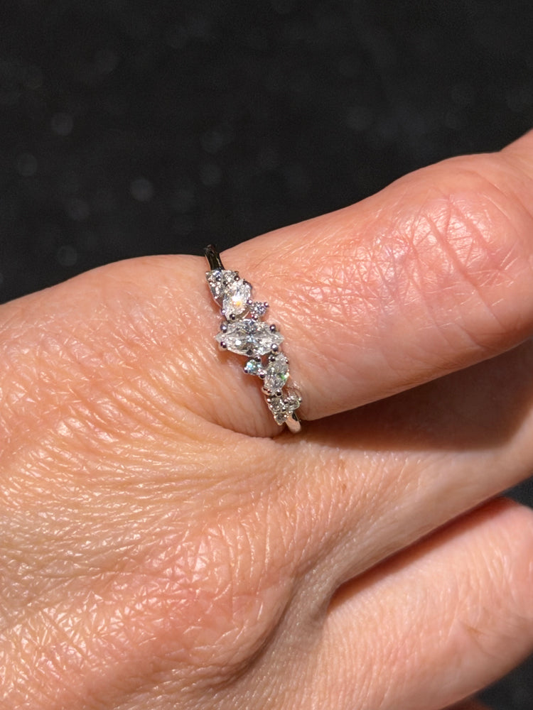 Anillo Armonía de Plata con Moissanita
