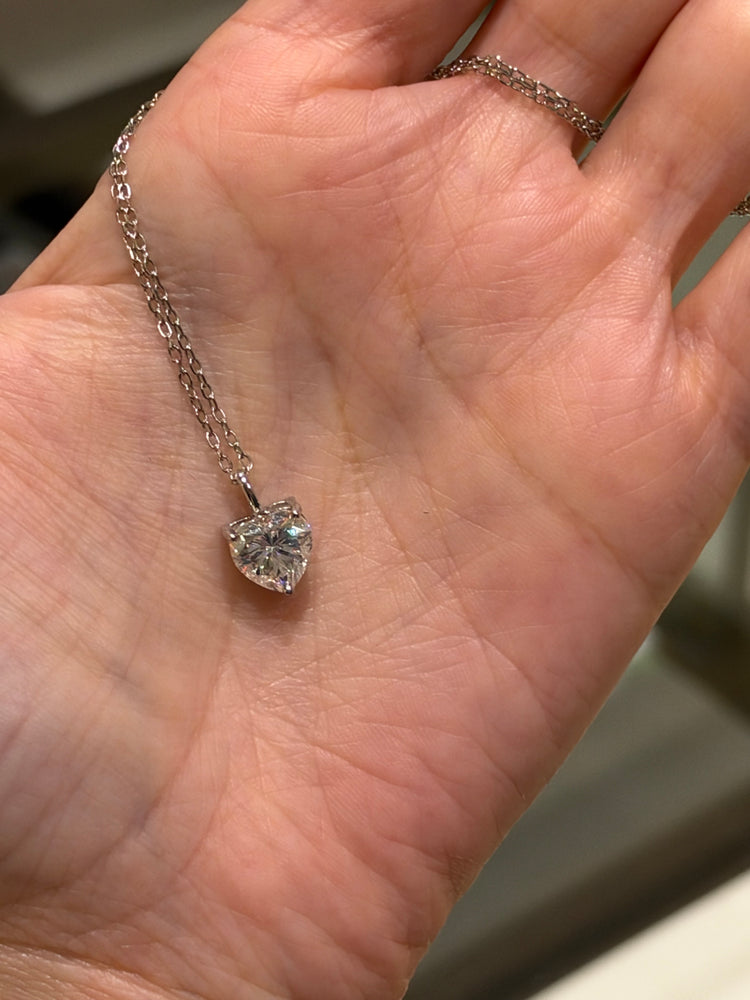 Collar Solitario de Plata con Moissanita Corte Corazón 2ct