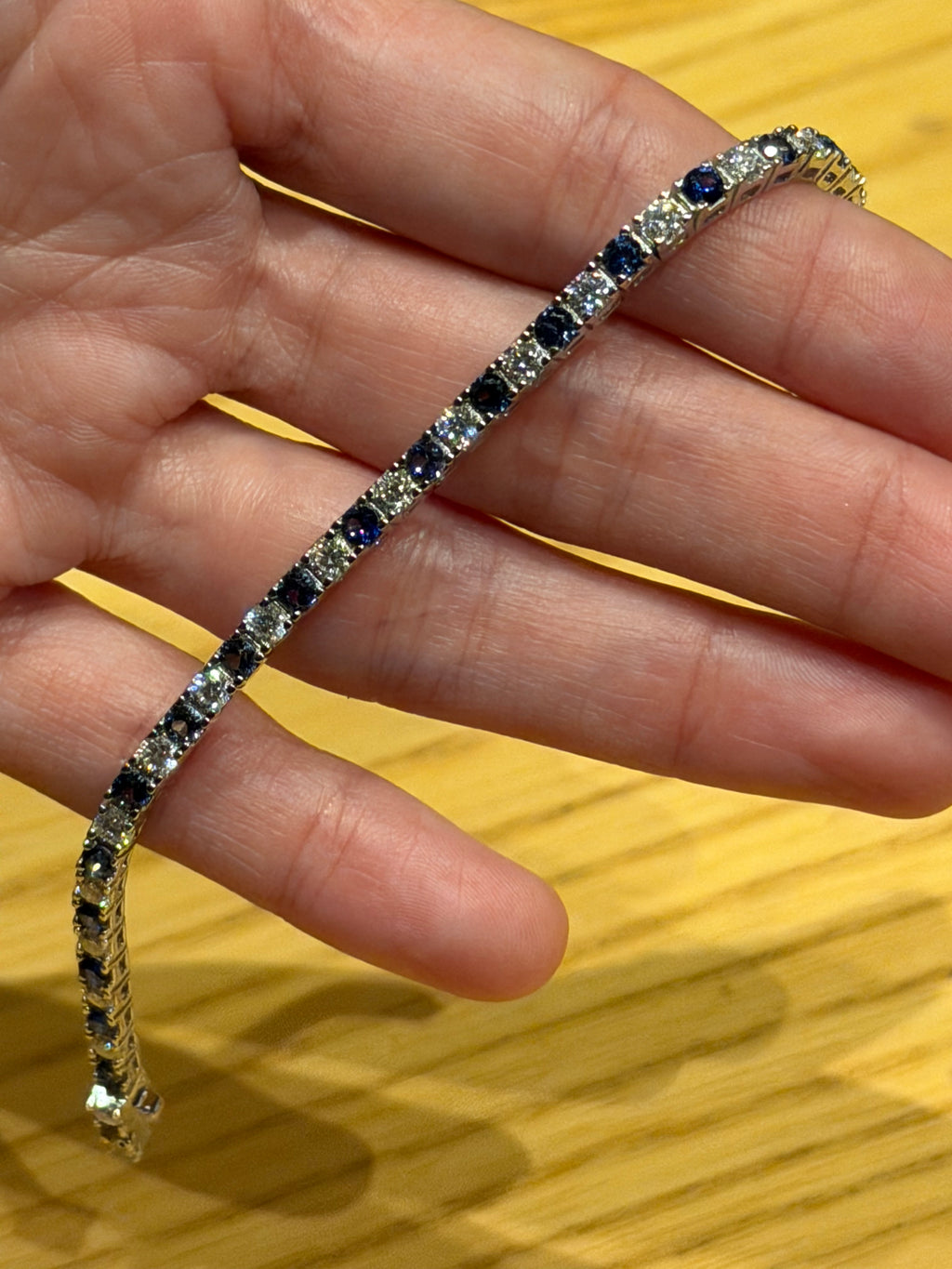 Pulsera Tenis de Plata con Moissanita y Zafiros Lab 3mm