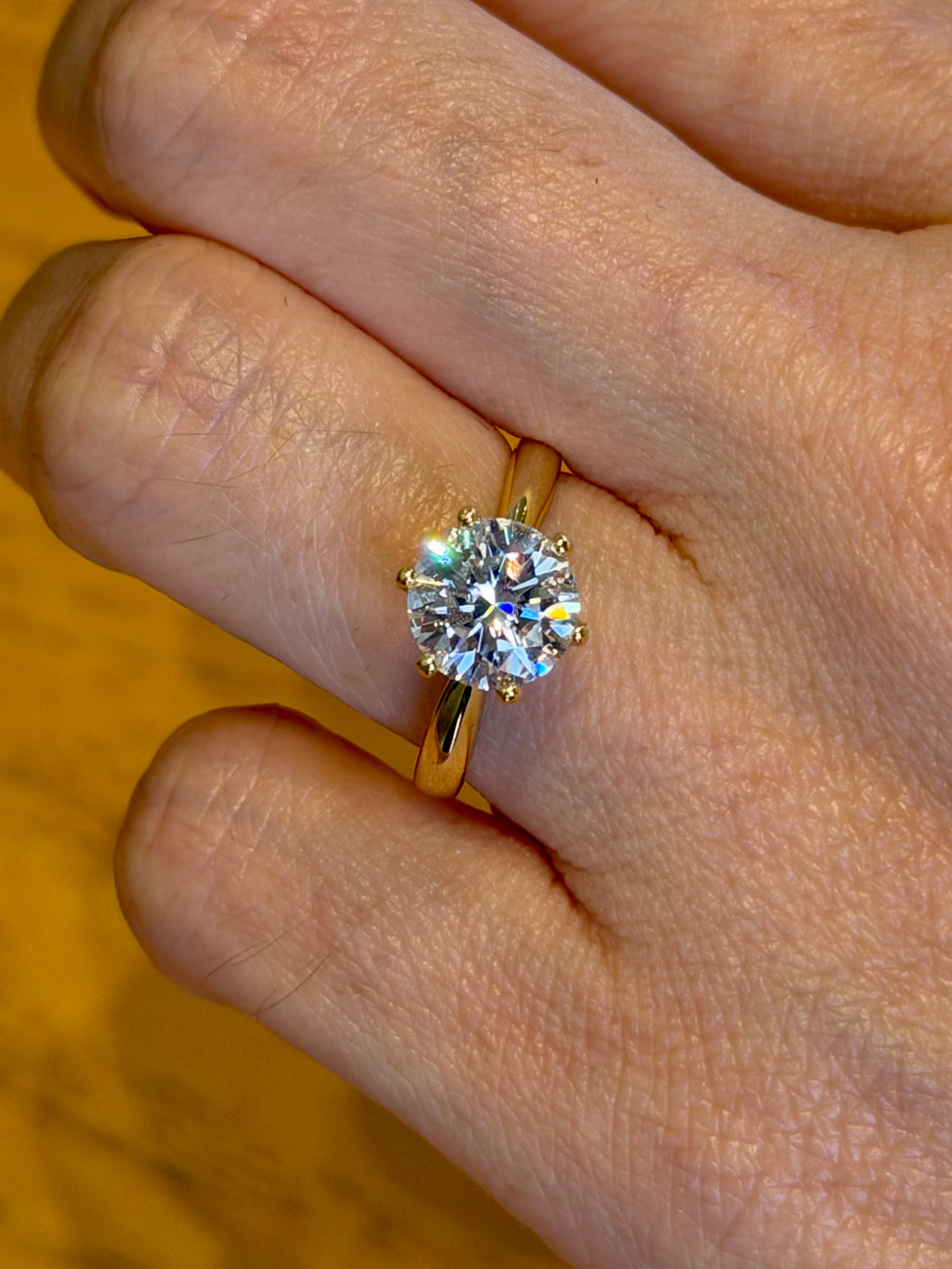 Anillo Solitario de Plata con Moissanita 2ct