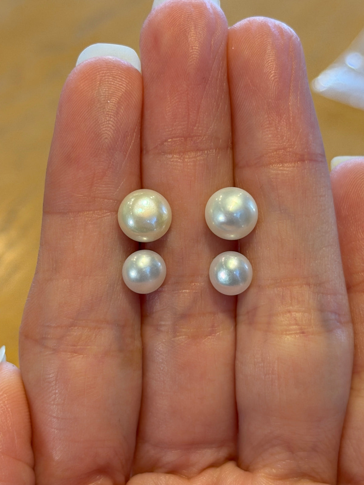 Aretes Solitarios de Plata con Perlas de 8 mm