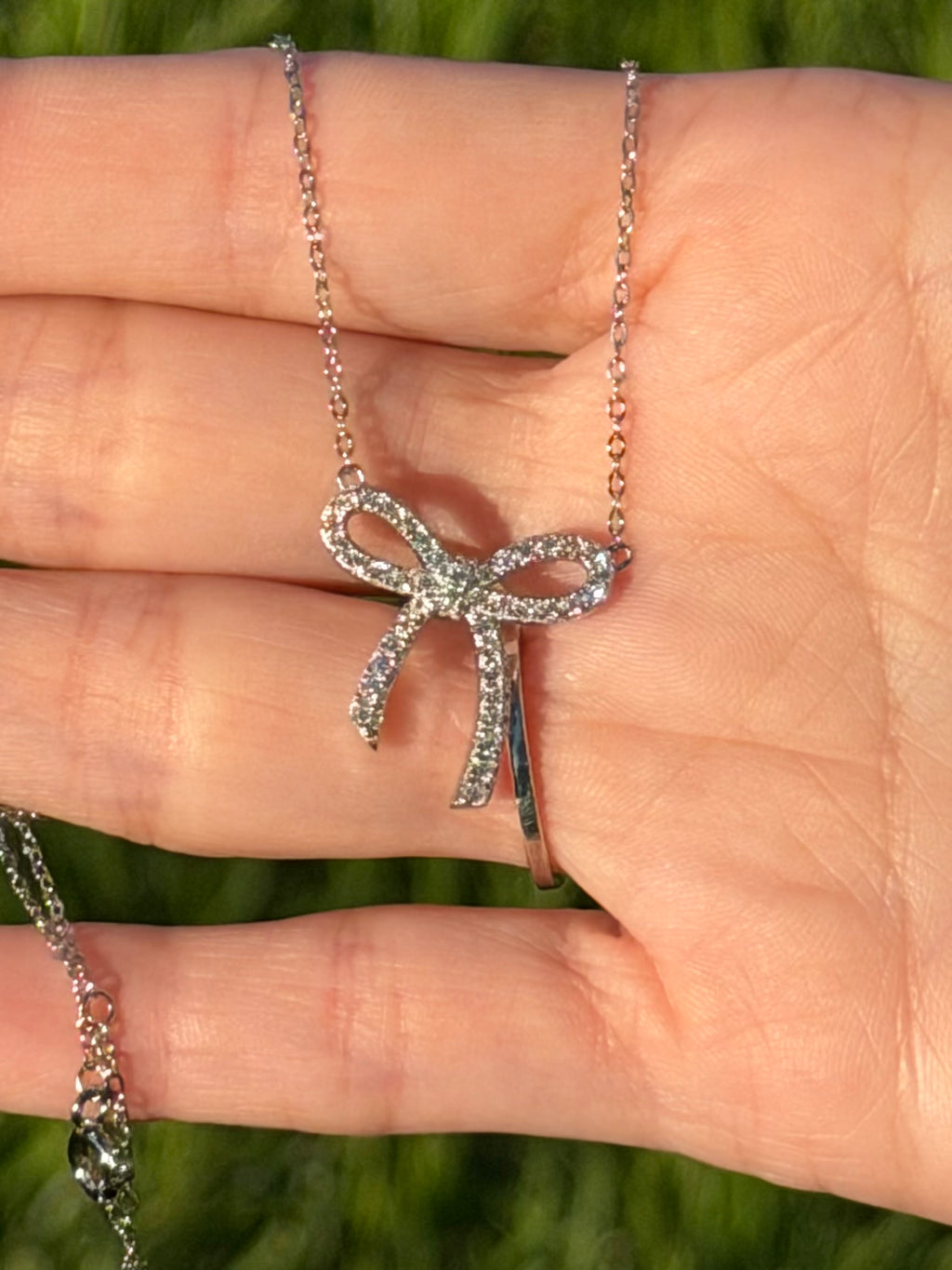 Collar de Moño de Plata con Moissanita