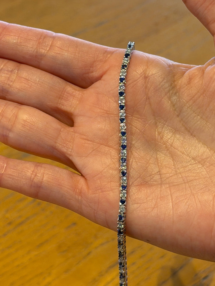 Pulsera Tenis de Plata con Moissanita y Zafiros de 2mm