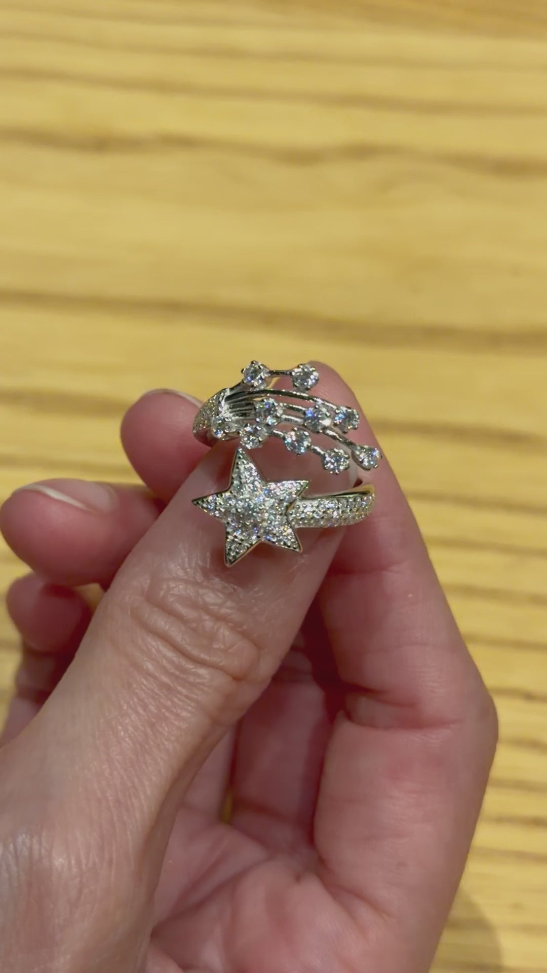 Anillo Estrella Fugaz De Plata con Moissanita