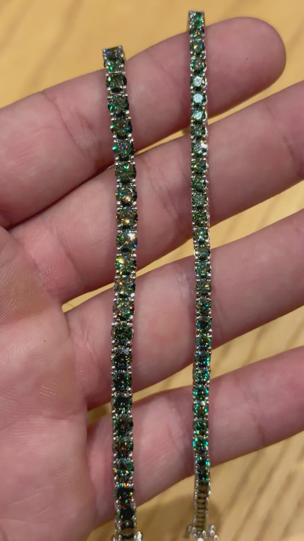 Pulsera Tenis de Plata con Moissanita Verde