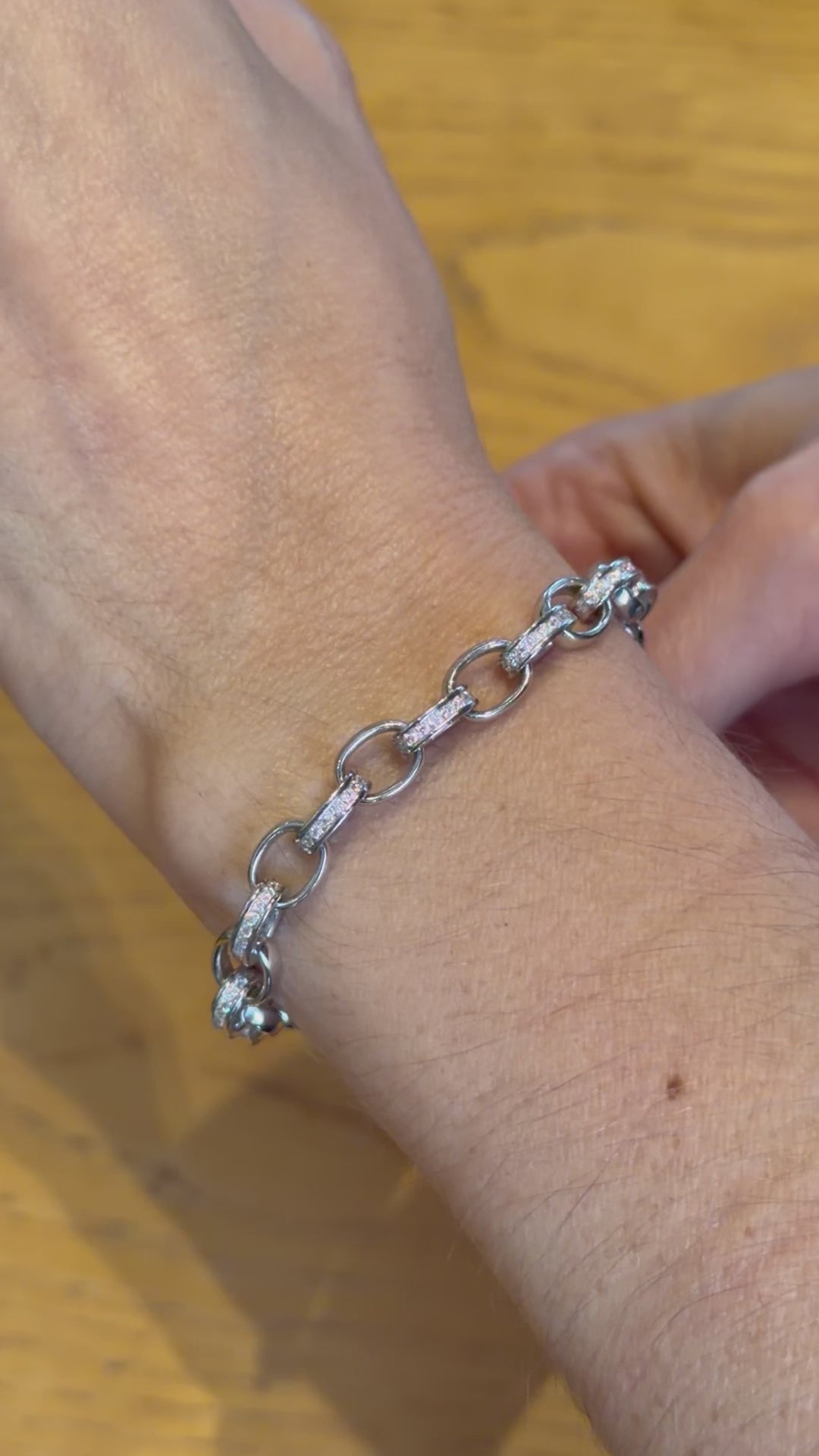 Pulsera de Eslabones de Plata con Moissanita